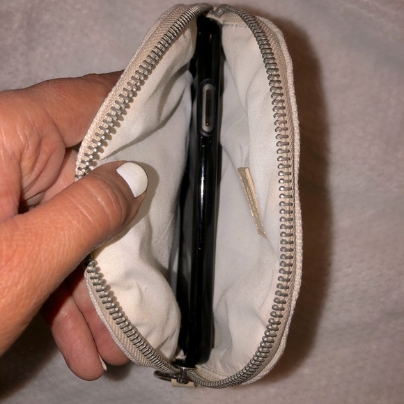 Chloe Cosmetic Pouch - Picture 11 of 13